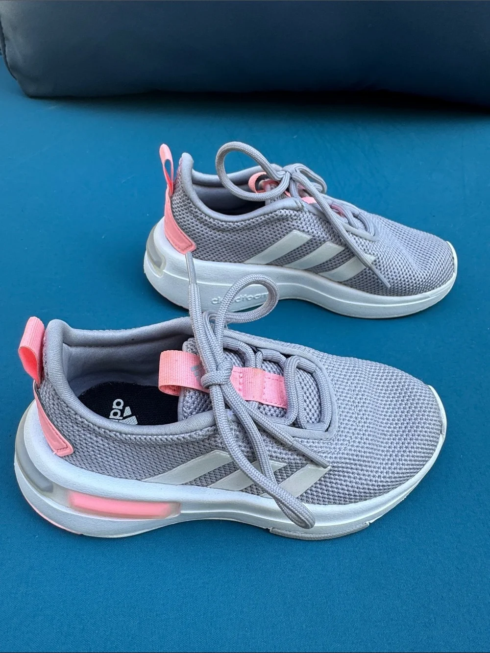 adidas Racer TR23 Girls Sneakers Grey Pink Size 10.5 Kids